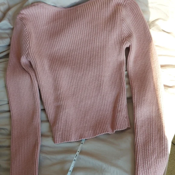 Super soft and cozy Hollister bustier style long sleeve pink crop top size small - Picture 4 of 5